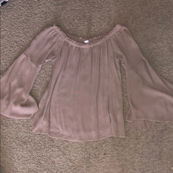 Off the shoulder top - Picture 1 of 1